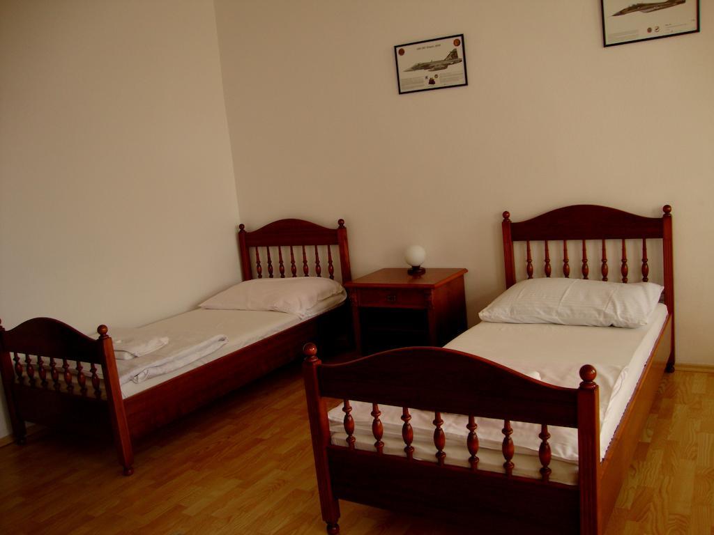 Čáslav Penzion Aviatik מראה חיצוני תמונה